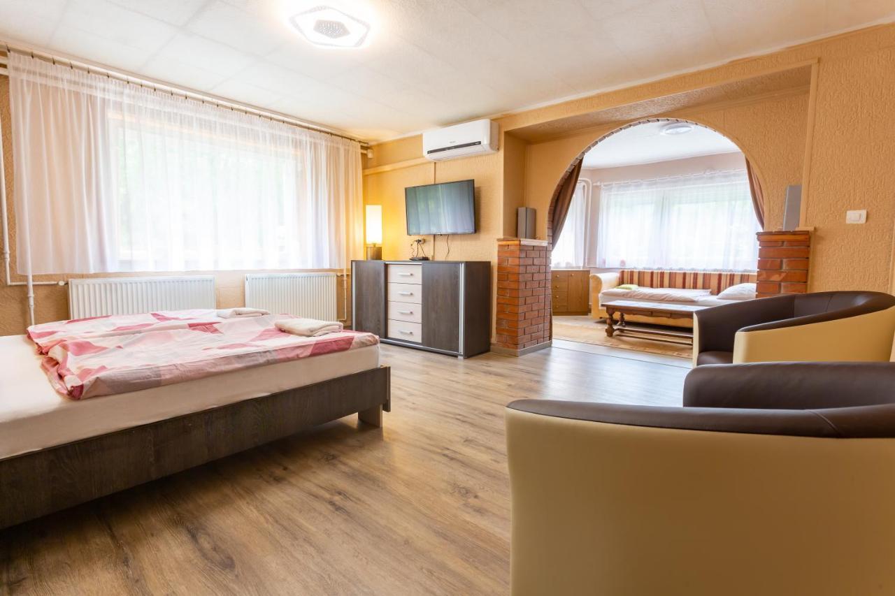 Visegrad Vendeghaz-Apartman Luaran gambar