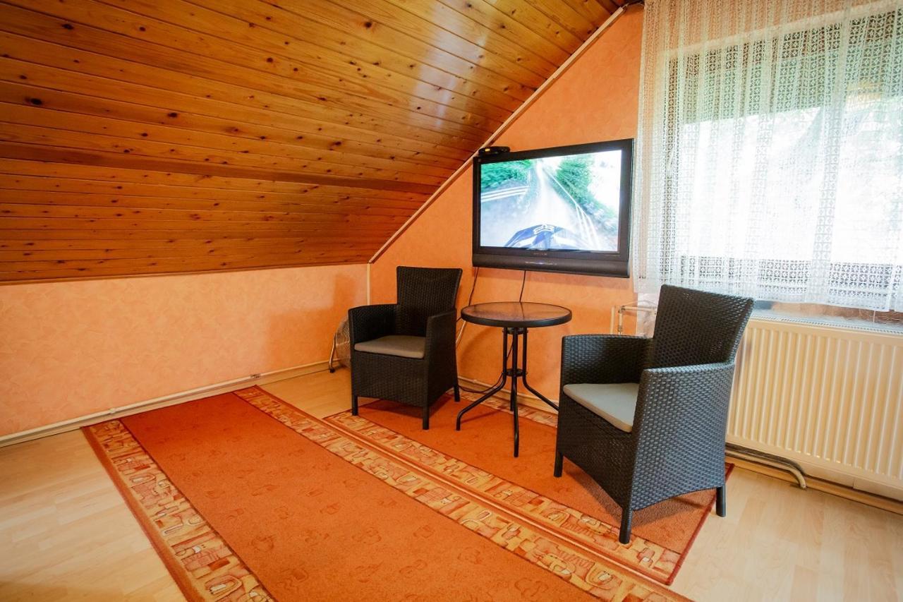 Visegrad Vendeghaz-Apartman Luaran gambar